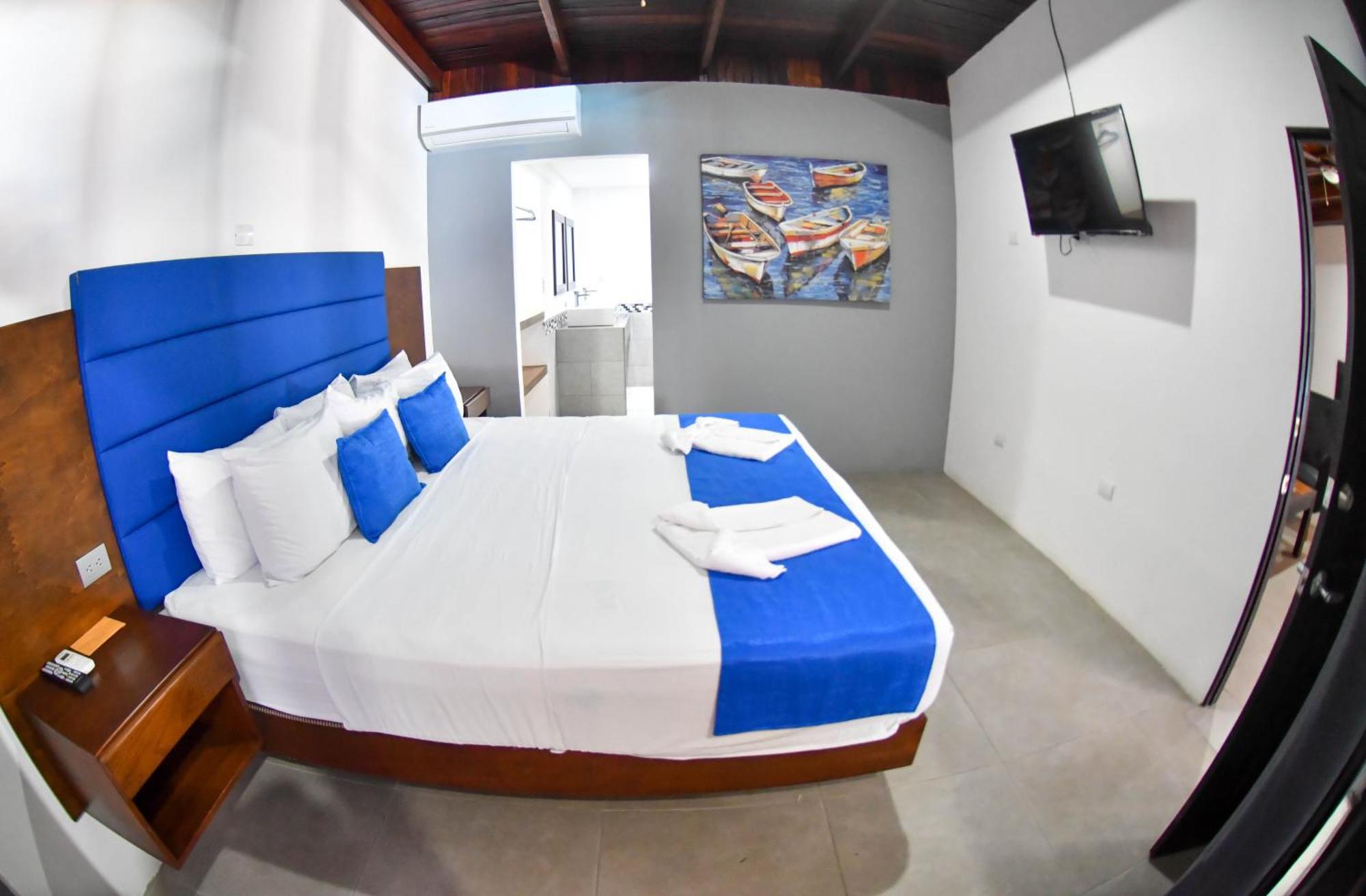 Republik Hotel, Bistro And Nightclub On Site Jaco Luaran gambar